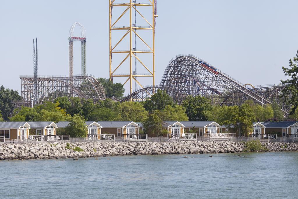 Отель Cedar Point'S Lighthouse Point Сандаски Экстерьер фото