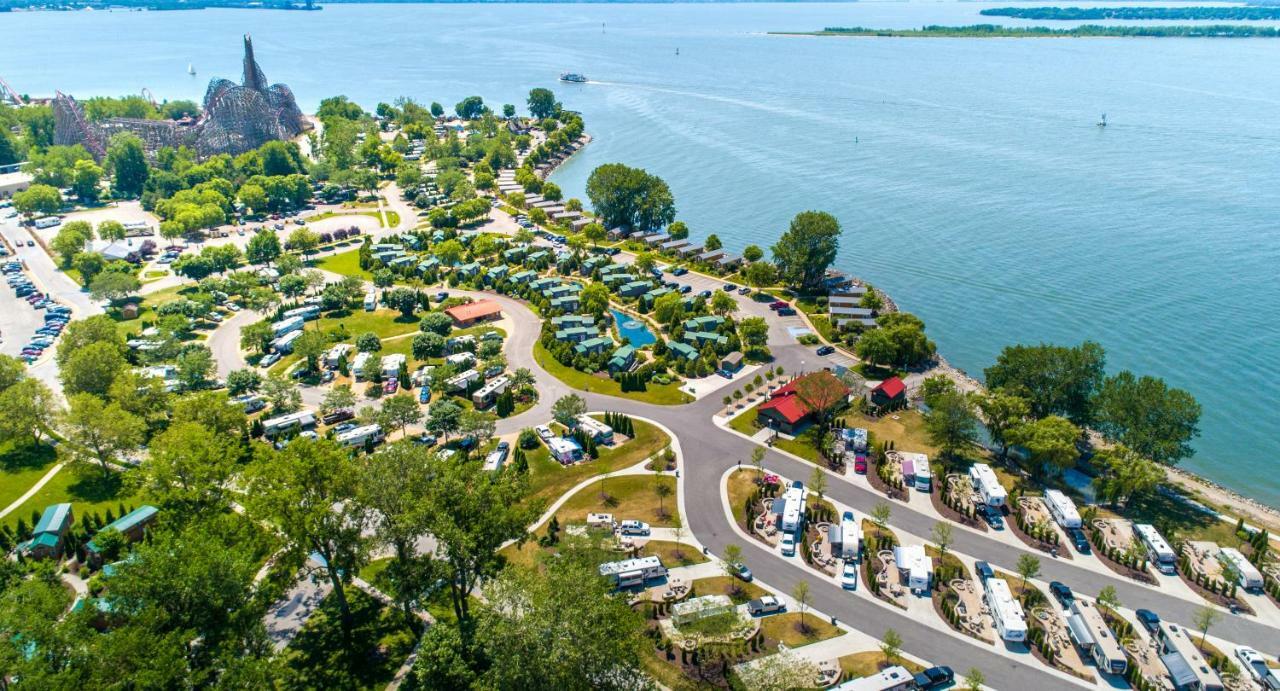 Отель Cedar Point'S Lighthouse Point Сандаски Экстерьер фото